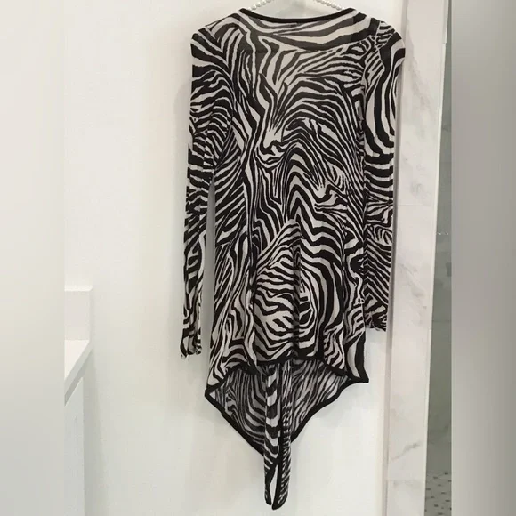 🔴ZEBRA CARDIGAN 🔴🔴 - Picture 6 of 6